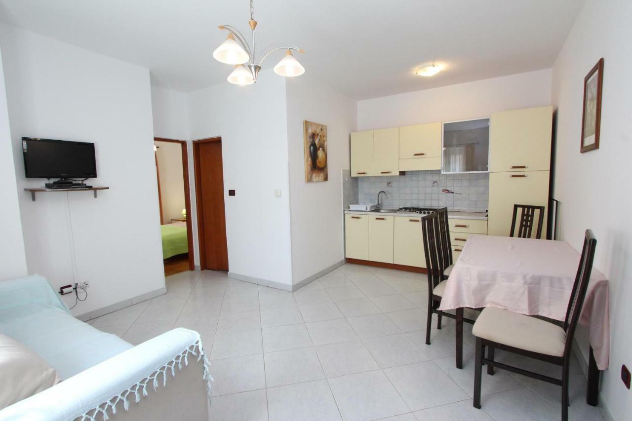 Apartments Villa Mara Rovinj Exterior foto