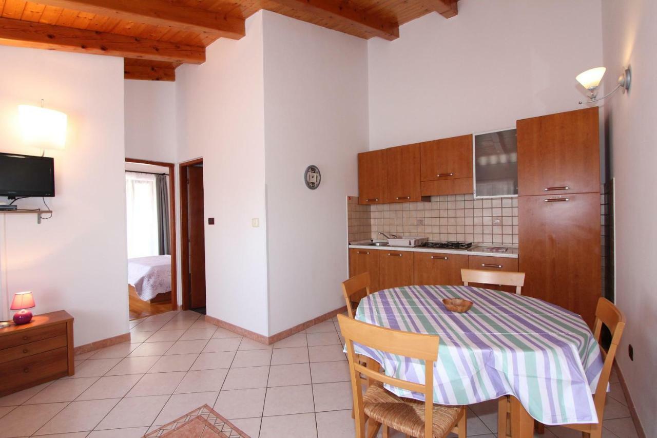 Apartments Villa Mara Rovinj Habitación foto